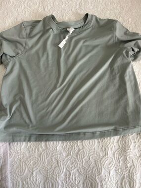 lululemon athletica Short-Sleeve Crew Tee — Sage Green